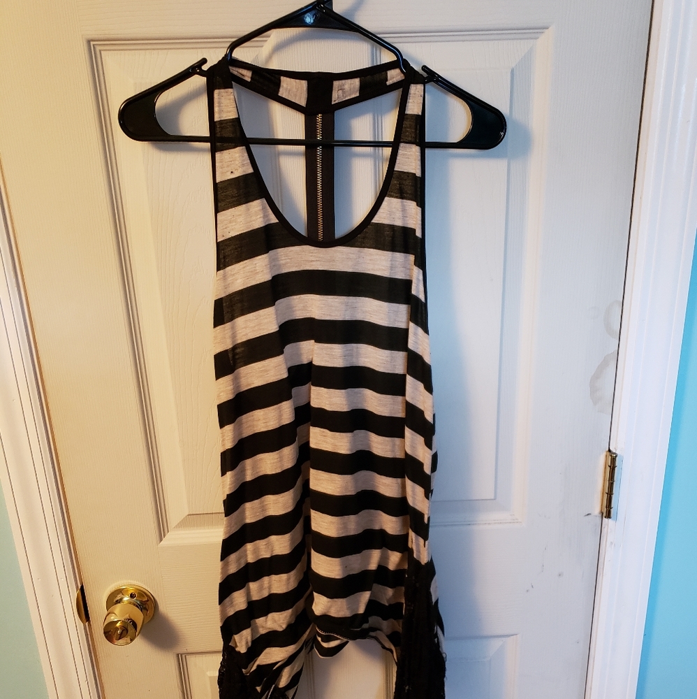 Low back shark bite tank top